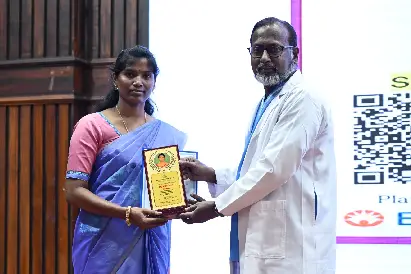 ms-kavitha-serves-as-resource-faculty-at-ins-conference