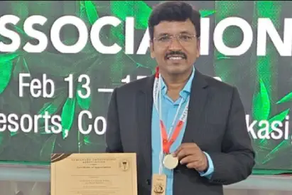 Dr. Makesh Ram Awarded the Prestigious TNOA Dr. Xavier Medal in Hand Surgery